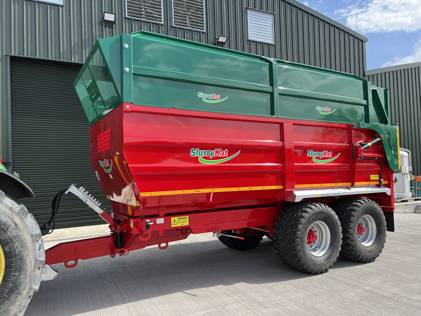 14T/18ft Panterra Silage Trailer c c/w 620 floatation tyres